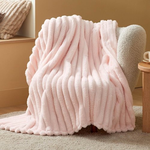 Bedsure Pink Throw Blanket - Fluffy 350GSM Cozy Plush Fleece for Women | 50x60 Inches, Cute Striped Design