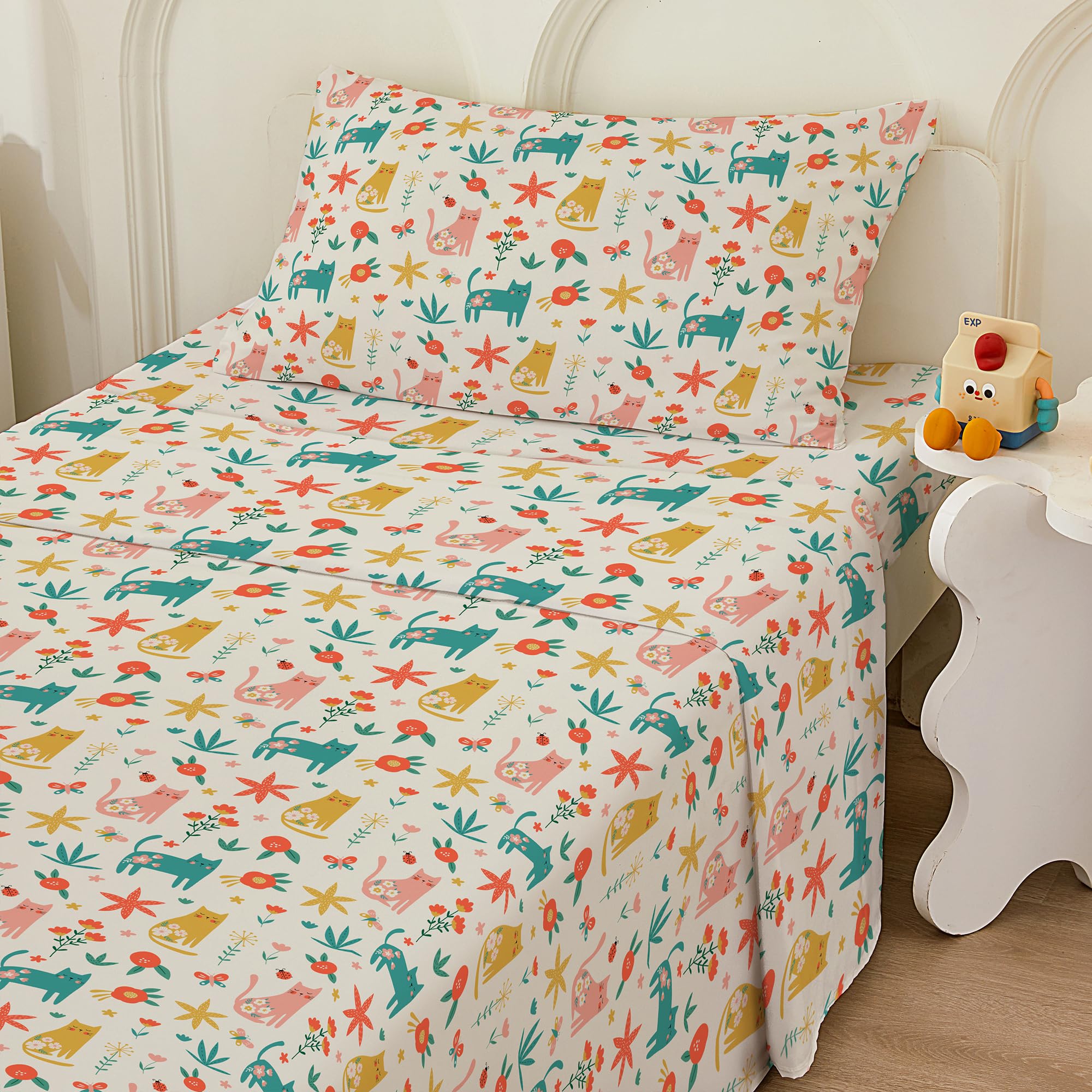 Bedmoon Girls Twin Sheets, Kids Green Cat Kitty Cute Animal Soft Microfiber Twin Sheets & Pillowcases with Corner Straps