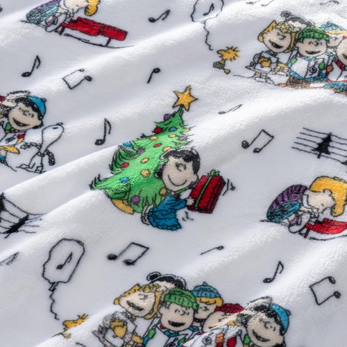 Berkshire Blanket Peanuts® VelvetLoft® Cute Character Snoopy Plush Blanket, Gang Oh Christmas Tree White(60in x 70in)