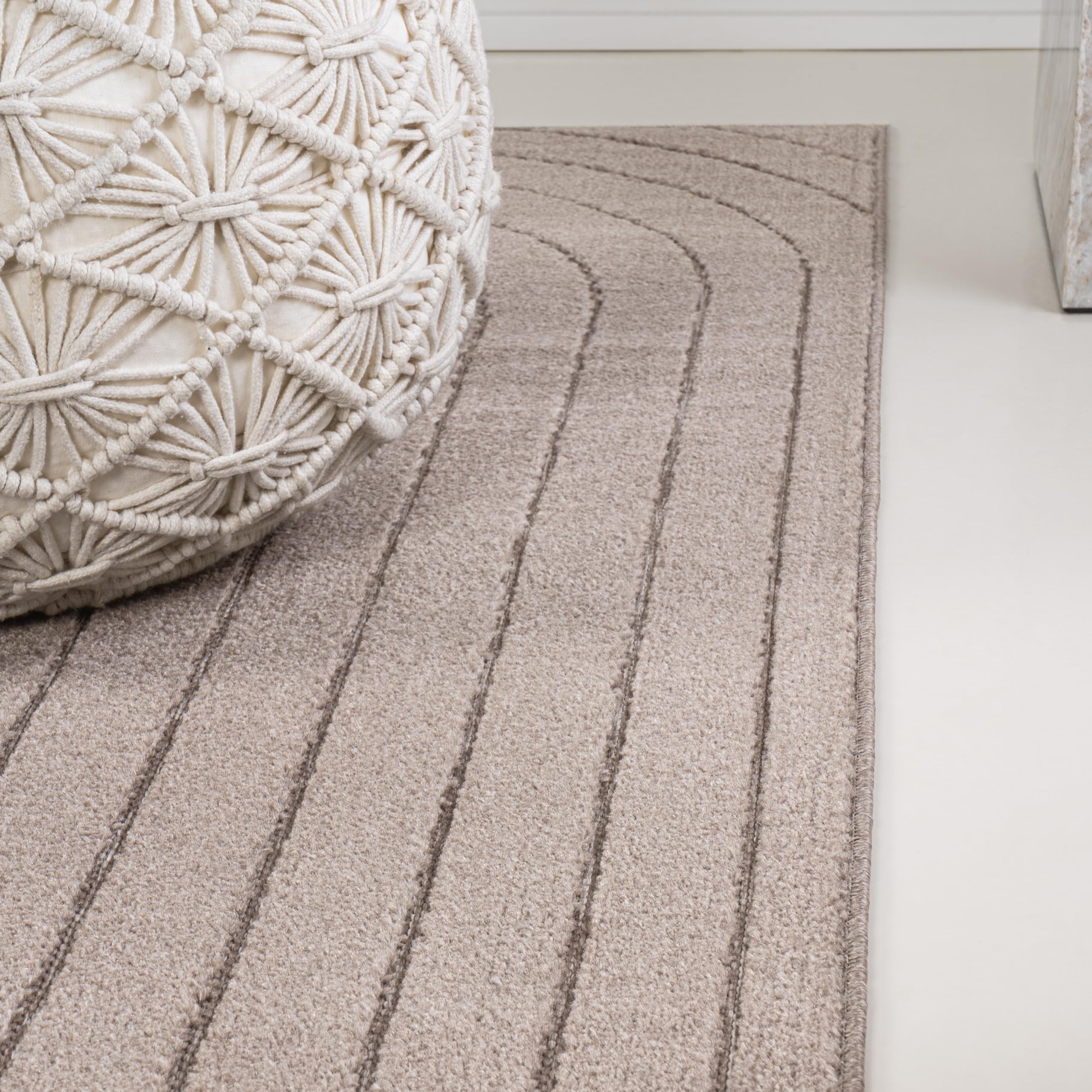 JONATHAN Y Odense High-Low Angle Light Taupe 8x10 Indoor/Outdoor Area Rug for Patio, Backyard, Living Room, Bedroom, Office, Hose-Washable (SCN101C-8)
