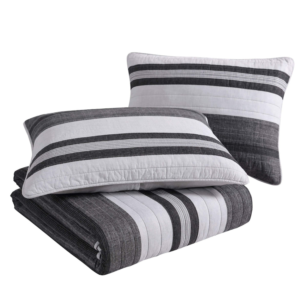 Nautica – Queen Quilt Set, Reversible Bedding with Matching Shams, Stripe Room Decor, Lightweight Bed Set, College Dorm Room Essentials (Ardmoore Grey)