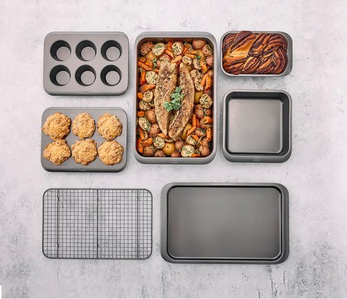 Chicago Metallic 7-Piece Nesting Bakeware Set | Carbon Steel Nonstick Baking Essentials - Space-Saving Design