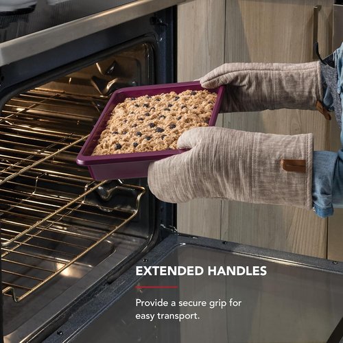 KitchenAid Nonstick Cake Pan - Swiss Engineered Aluminized Steel, Dishwasher Safe, Beetroot, 9 x 13 Inch