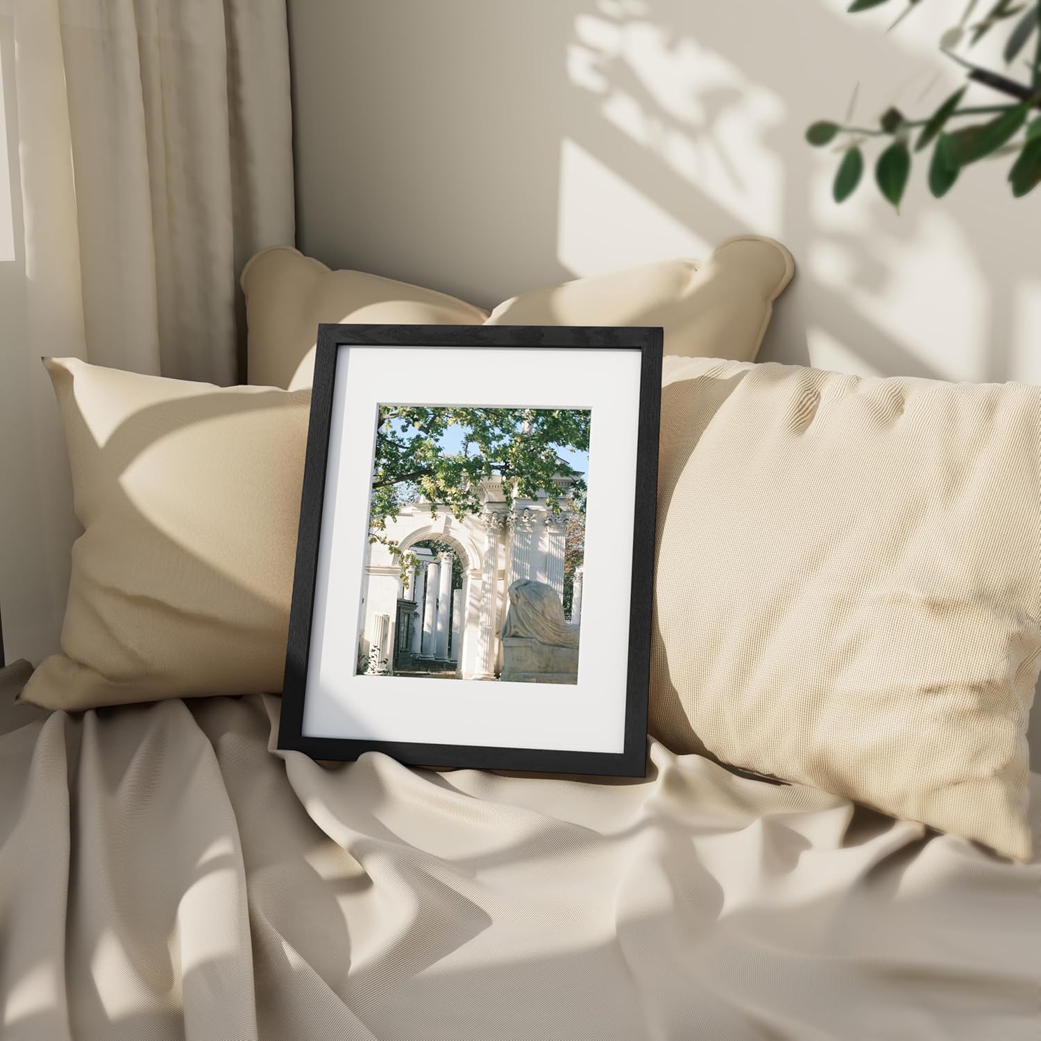 Vittanly 11x14 Picture Frame - Versatile Display for 8x10 or 11x14 Photos - Black, Wall Mountable