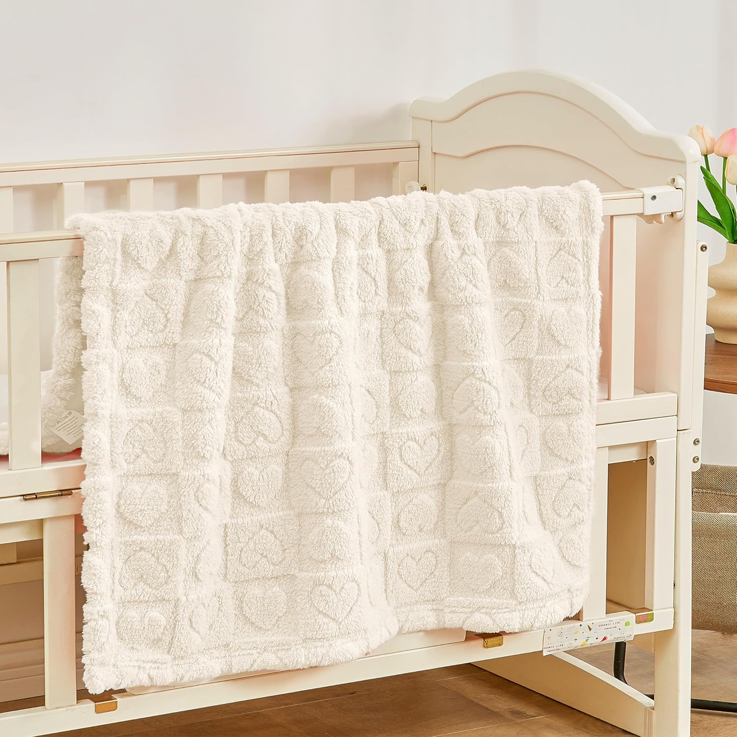 Yurhap Fleece Baby Blanket - Ultra Soft Heart Checkered Design | Cozy 30”x40” Crib & Stroller Blanket (Cream)