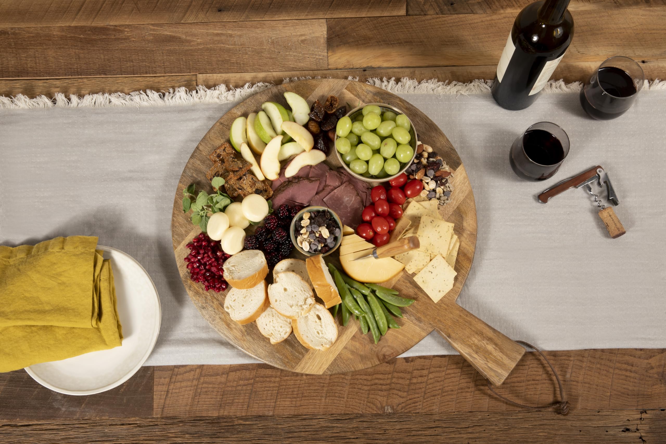 TOSCANA - a Picnic Time brand - Ravi Round Charcuterie Board, Wood Serving Platter, Cheese Board, (Mango Wood)