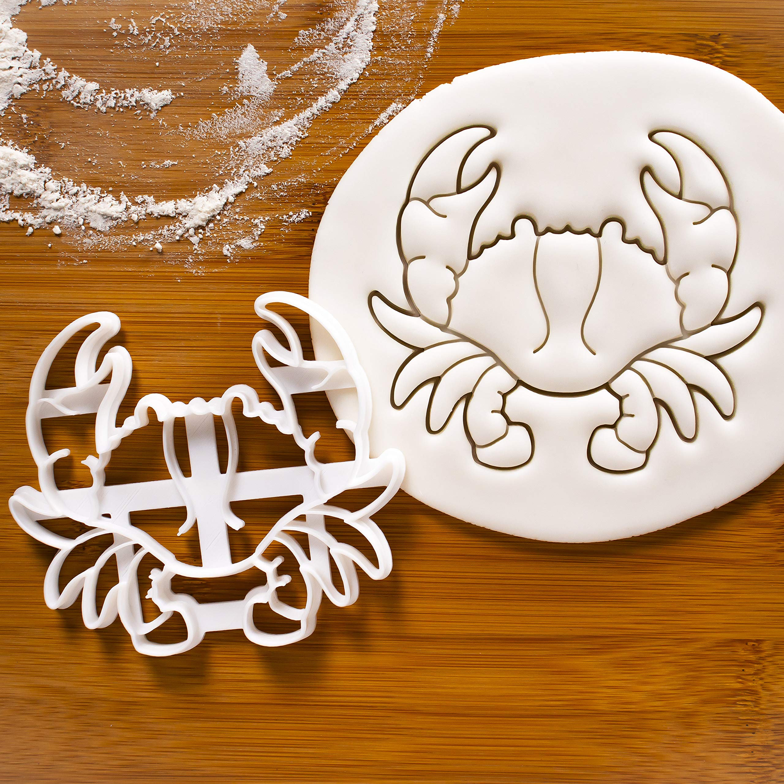 Set of 2 Crustacean cookie cutters (Designs: Crab and Lobster), 2 pieces - Bakerlogy