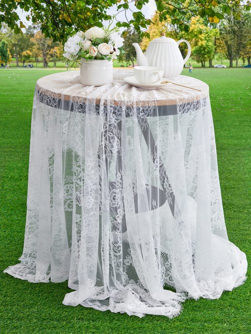 Fanqisi 5 Pieces White Lace Tablecloth 60x120 Inches Classic Wedding Lace Tablecloths Overlay Party Table Cover for Bridal Shower Reception Table Decoration