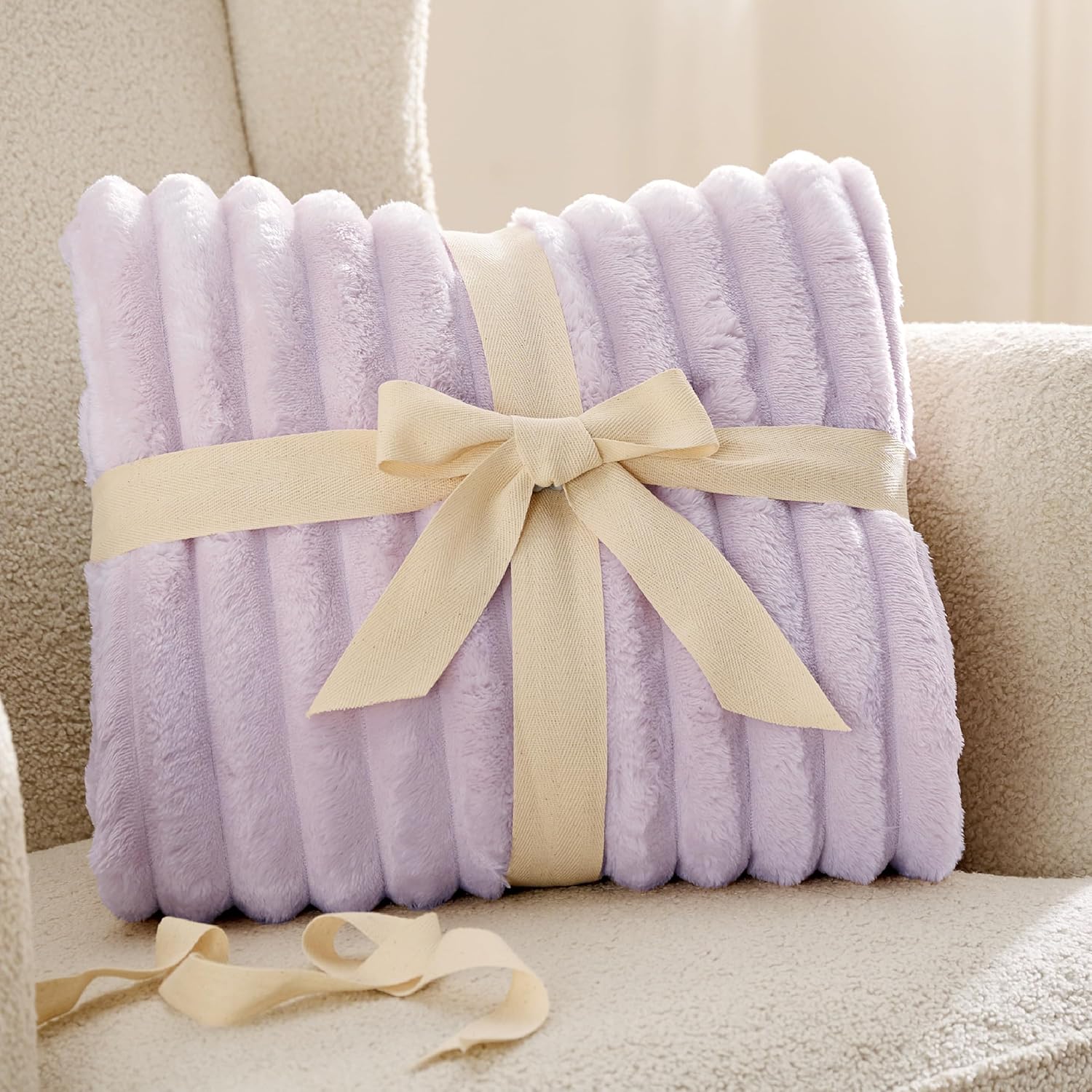 Bedsure GentleSoft Fleece Blanket - Super Soft Lavender Fog King Blanket, 108x90 Inches