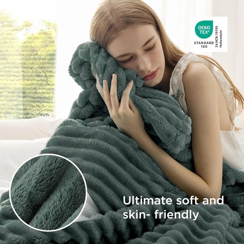 Bedsure GentleSoft Fleece Blanket - Cozy Mallard Green Throw for Couch, 60x80 Inches