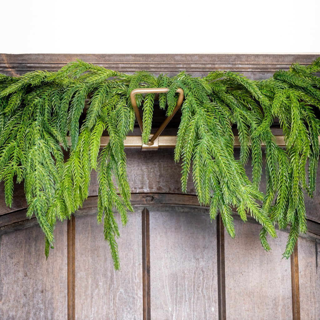 VILLAGE LIGHTING COMPANY [Front Door Garland Hanger] - Adjustable to Different Door Widths | Heavy-Duty Cast Iron | Decorative Christmas and Holiday Decor | No Nails, Screws, or Damage