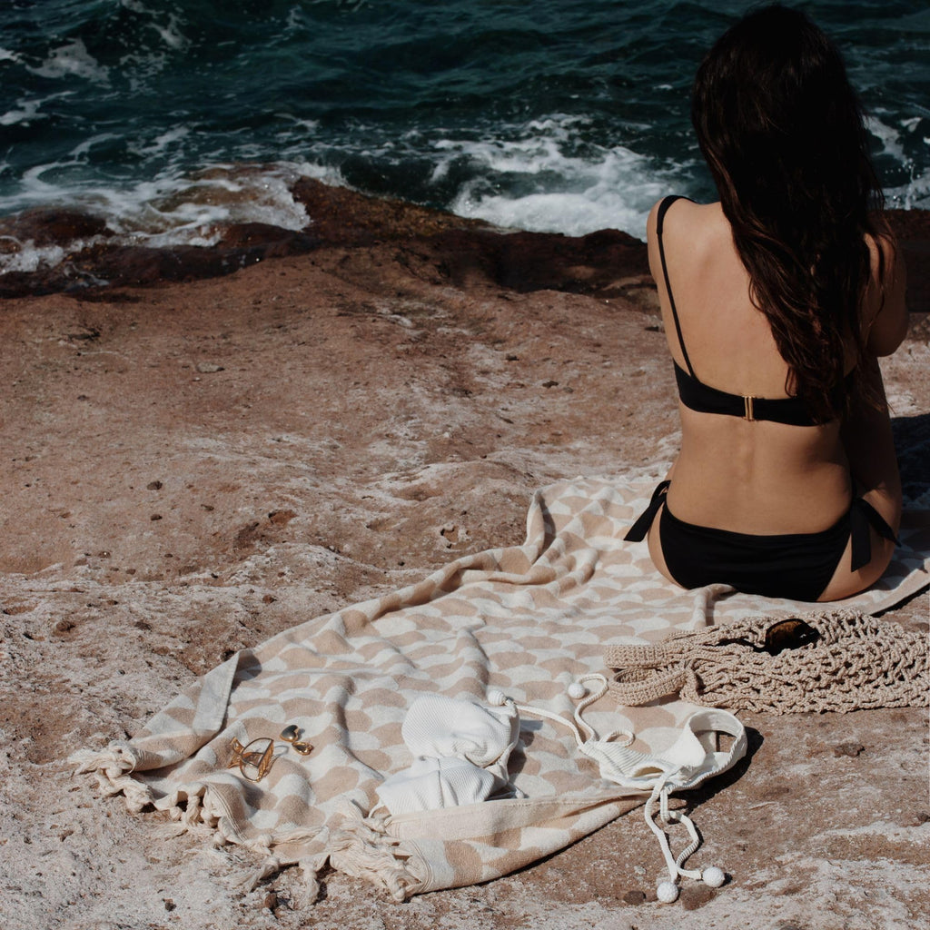sea me at home 100% Turkish Cotton Bath, Beach, and Pool Towel with Unique Design - 31x62 Inches (Calm Sands)
