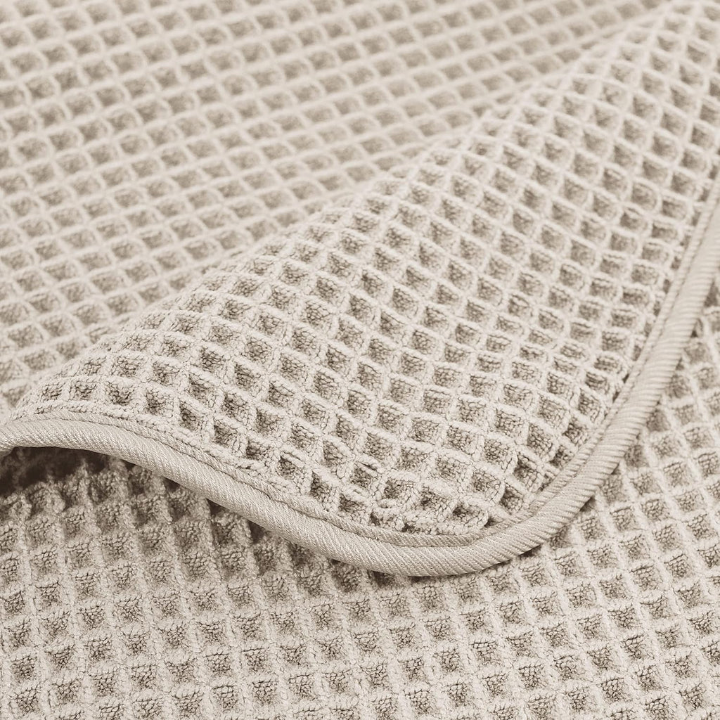 POLYTE Microfiber Bath Towels - Oversize Quick Dry, Lint-Free, 60 x 30 in, 4 Pack | Waffle Weave