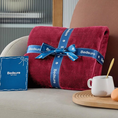 Bedsure GentleSoft Fleece Blanket - Cozy Lightweight Plush Twin Size Red 60x80 Inches for Bed & Travel