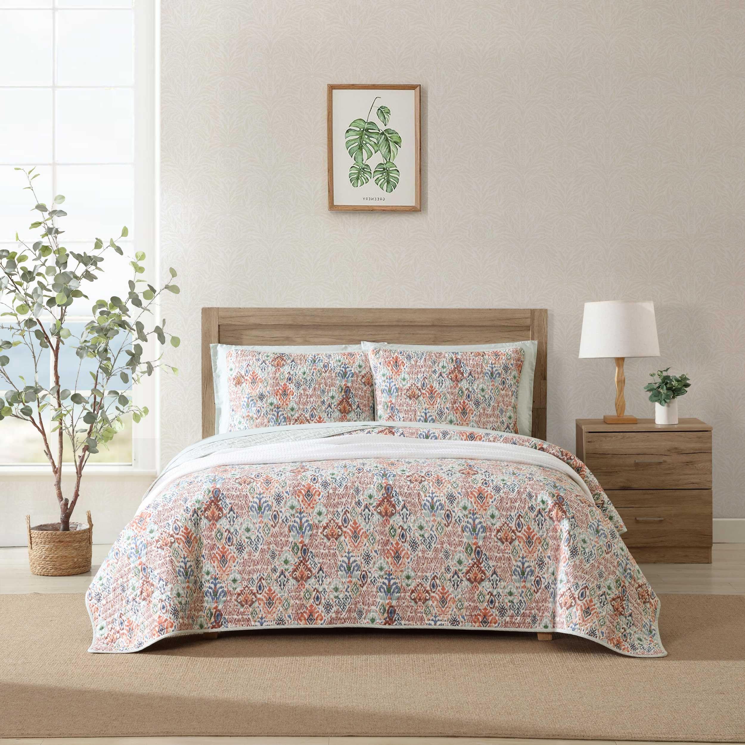 Tommy Bahama - Full/Queen Quilt Set, Premium Cotton Reversible Bedding with Matching Shams, Floral Bedding Set, Oeko-Tex Certified (Ikat Tropics Beige, Full/Queen)