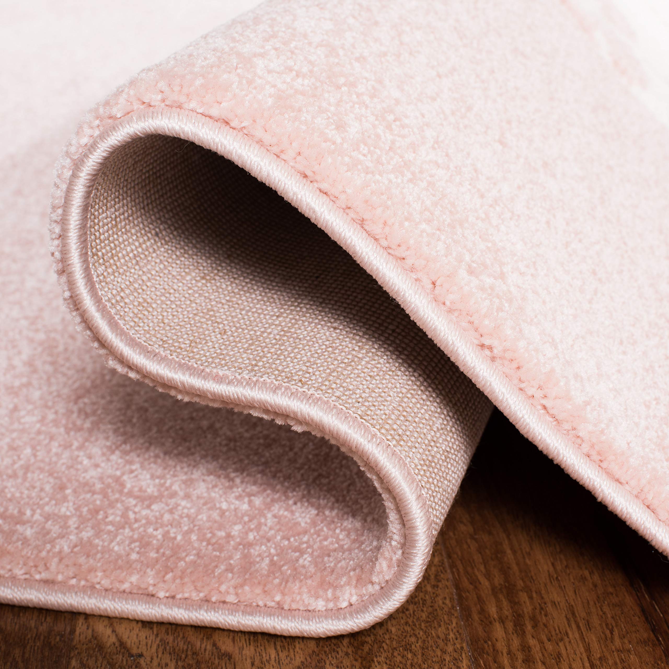 SAFAVIEH Carousel Kids Collection Accent Rug - 4' x 6', Pink & Ivory, Non-Shedding & Easy Care, Ideal for High Traffic Areas for Boys & Girls in Playroom, Nursery, Bedroom (CRK163P)