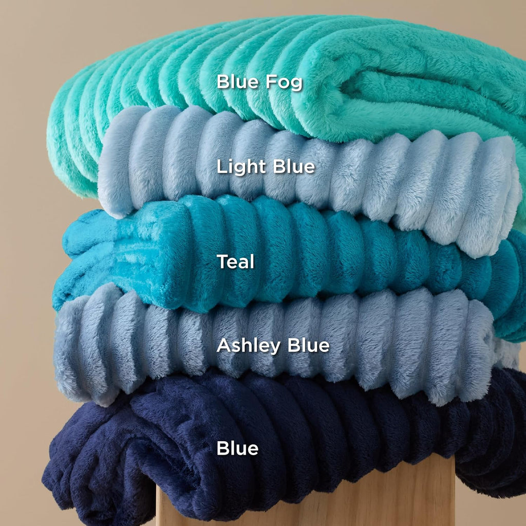Bedsure GentleSoft King Blanket - Cozy Blue Throw for Couch, Perfect for Women | 108x90 Inches