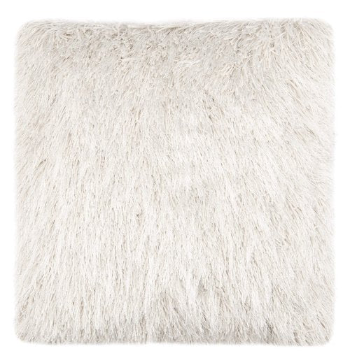 SAFAVIEH Home Modish Metallic Snow Metallic 20-inch Decorative Shag Pillow (Set of 2)
