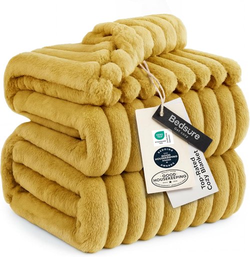 Bedsure GentleSoft Full Blanket - Cozy Yellow Fleece Throw for Couch, Perfect Birthday Gift, 84x90 Inches