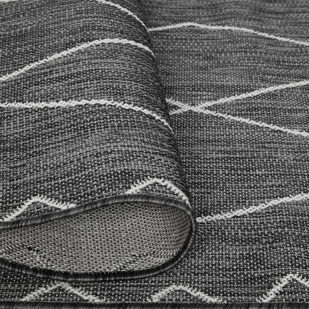 Madison Park Darya Woven Turkish Indoor/Outdoor Area -Rug for Backyard, Geo Moroccan, Home Décor, Weather Resistant Floor Mat, Easy to Clean Patio -Rugs, Deck Carpets, 7'11" x 10', Grey/White