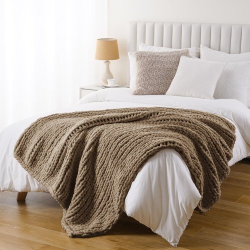 Battilo Beige Chunky Knit Throw Blanket, Soft and Thick Cream Chenille Throw Blanket, 50"x60" Handmade Cable Knit Crochet Blanket, Cozy Knot Knitted Throw Blankets for Couch Home Decor, Taupe