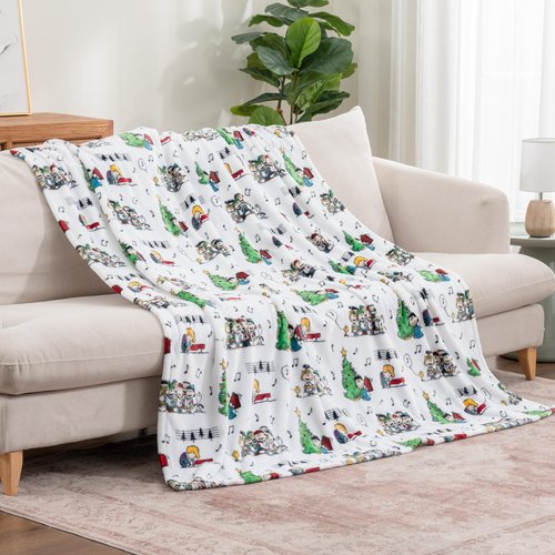 Berkshire Blanket Peanuts® VelvetLoft® Cute Character Snoopy Plush Blanket, Gang Oh Christmas Tree White(60in x 70in)