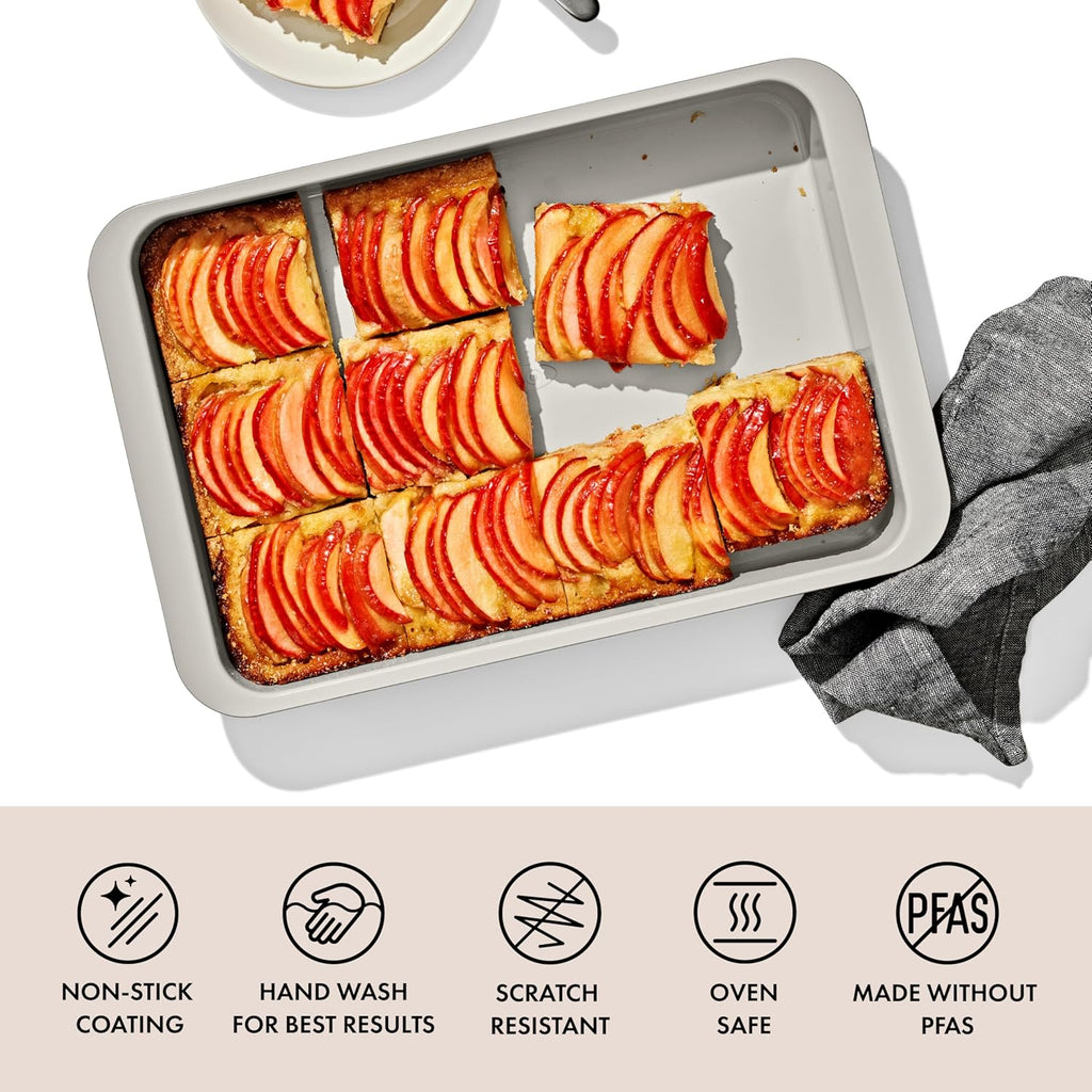 OXO Good Grips Non-Stick Ceramic Coated Metal Bakeware | 9” x 13” Cake Pan - Perfect for Biscuits
