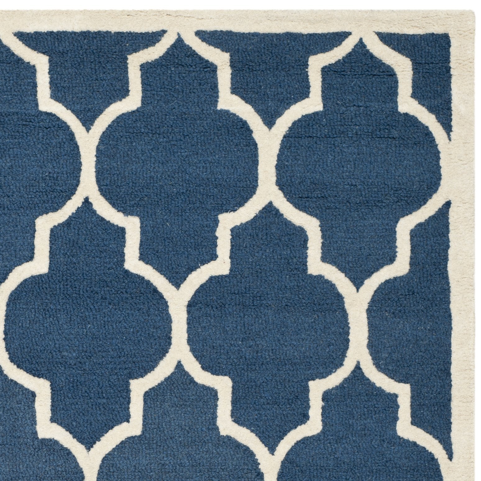SAFAVIEH Cambridge Collection Area Rug - 6' Square, Navy & Ivory, Handmade Moroccan Trellis Wool, Ideal for High Traffic Areas in Living Room, Bedroom (CAM134G)