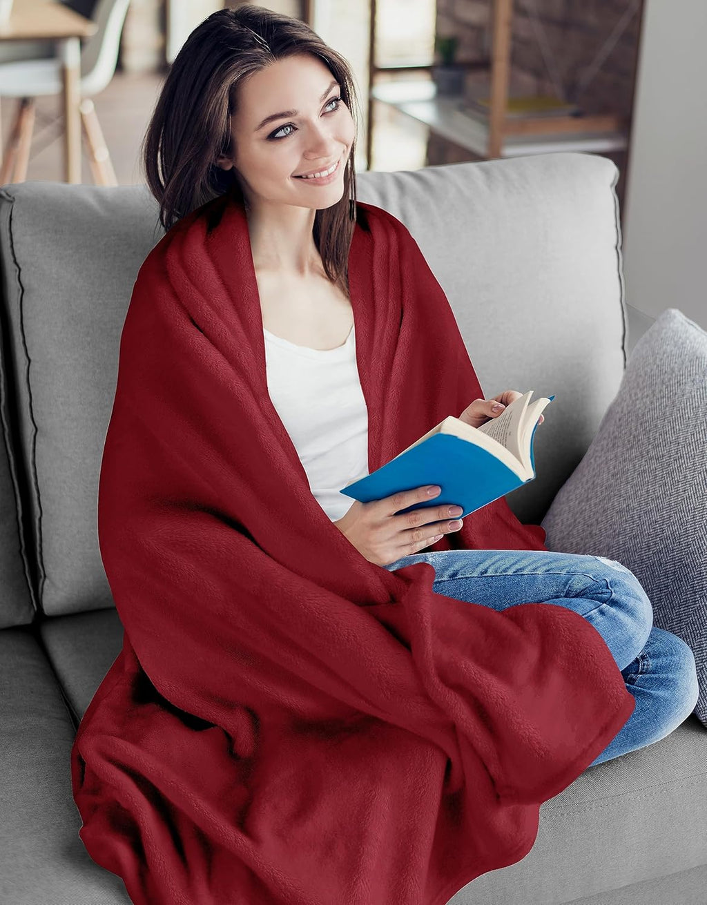 Utopia Bedding Fleece Blanket - Luxury Soft Microfiber Queen Size in Burgundy (90x90 Inch)