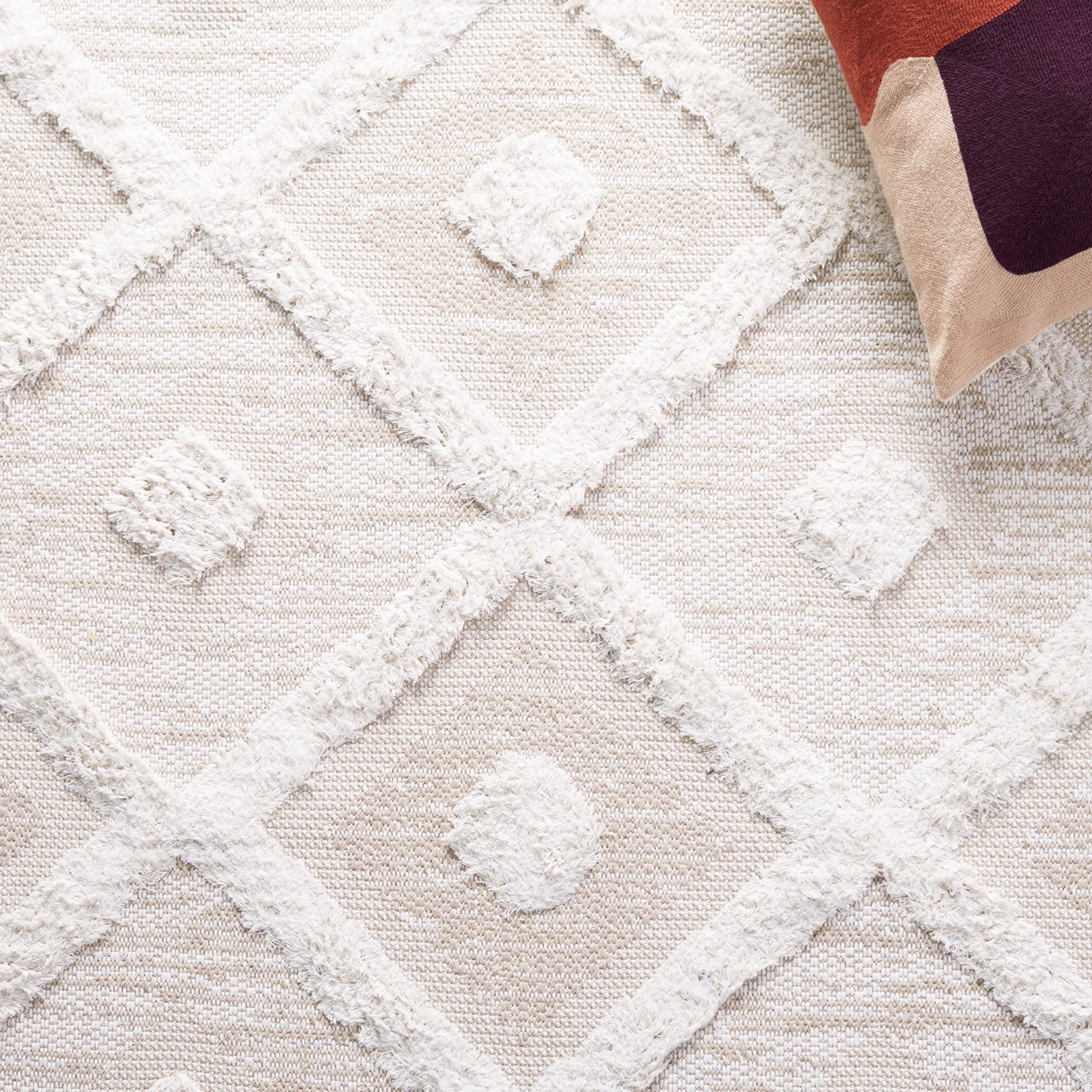 SAFAVIEH Augustine Collection Runner Rug - 2' x 9', Beige & Ivory, Moroccan Trellis Boho Rustic Fringe Design, Non-Shedding & Easy Care, Ideal for High Traffic Areas in Living Room, Bedroom (AGT730B)