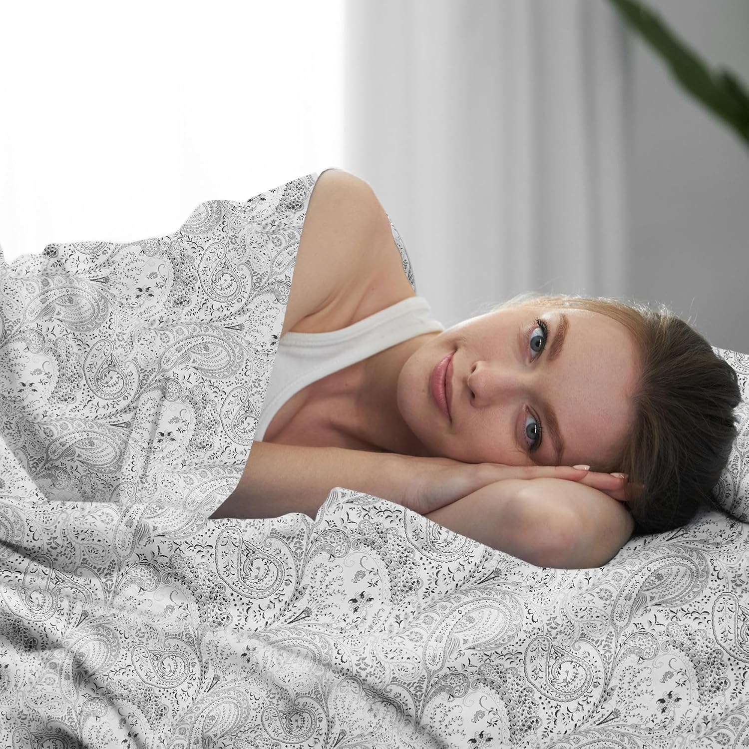 Mellanni Extra Deep Queen Sheets | 4 PC Hotel Luxury Bedding - Ultra Soft, Cooling, Wrinkle Resistant (Queen, Paisley Gray)