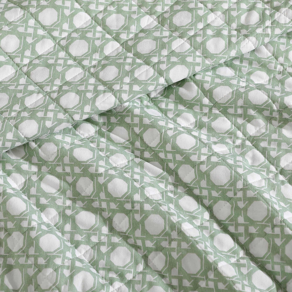 Tommy Bahama - King Quilt Set, Luxurious Bedding with Matching Shams, Coastal Inspired Room Essentials (Bahama Diamond Isle Green, King)