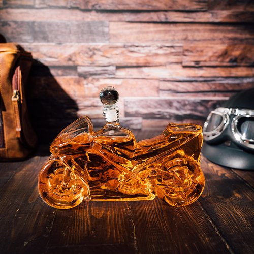 Motorcycle Decanter Whiskey & Wine Decanter, Motorcycle Gifts, Harley Davidson Motorbike Gifts, Dispenser for Wine, Scotch, Bourbon, Whiskey Biker Themed Gifts for Men, Dad, Birthday