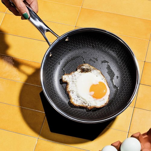 HexClad Hybrid Nonstick Frying Pan - 7-Inch, Stay-Cool Handle, Dishwasher-Safe & Oven-Safe Up to 900°F