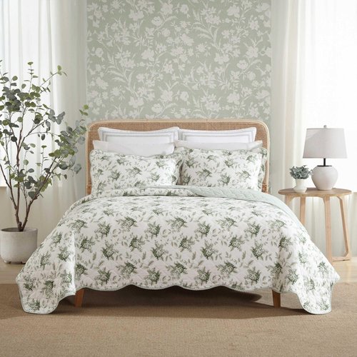 Laura Ashley - King Quilt Set, Elegant Lightweight Bedding with Matching Sham(s), Super Soft and Cozy Home Decor (Portland Floral Green, King)