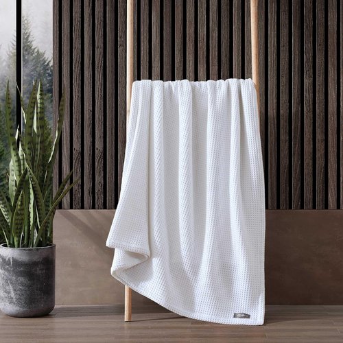 Eddie Bauer - King Size Blanket, 100% Soft Cotton Bedding with Waffle Weave Texture, 400 GSM, Throw Blanket for Couch or Bed (White)