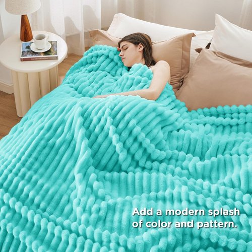Bedsure GentleSoft Blue Full Blanket - Cozy Fleece Throw for Couch, Perfect Birthday Gift for Women, 84x90 Inches