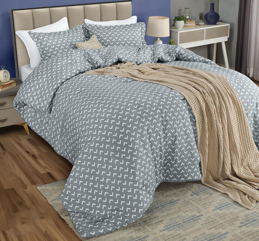 Utopia Bedding Queen Comforter Set - 3 Piece Arrow Print | Soft Down Alternative, White (88 x 88 in)