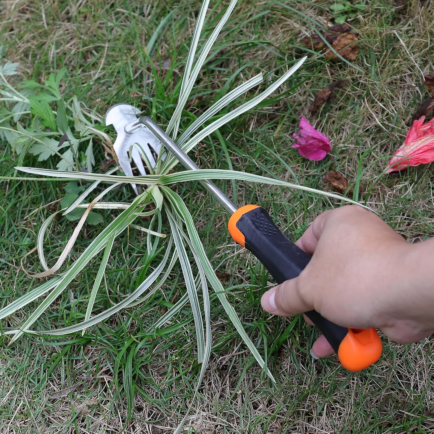 SIXCAR Weed Remover Tool - Portable Garden Weeder with Rubber Handle for Easy Uprooting & Planting