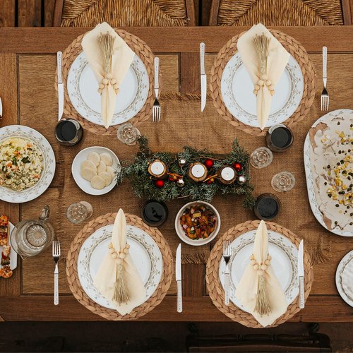 48 PCS Round Woven Placemats Set, 16 Boho Rattan Tablemats 13" Natural Water Hyacinth Farmhouse Place Mats with 16 Napkin, 16 Wooden Beads Napkin Ring for Kitchen Dining Table Decor Wedding Christmas