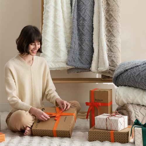 Bedsure Sherpa Fleece Throw Blanket - Fluffy & Cozy Cable Jacquard Design, Grey, 50x60 Inches | Perfect Gift for Mom