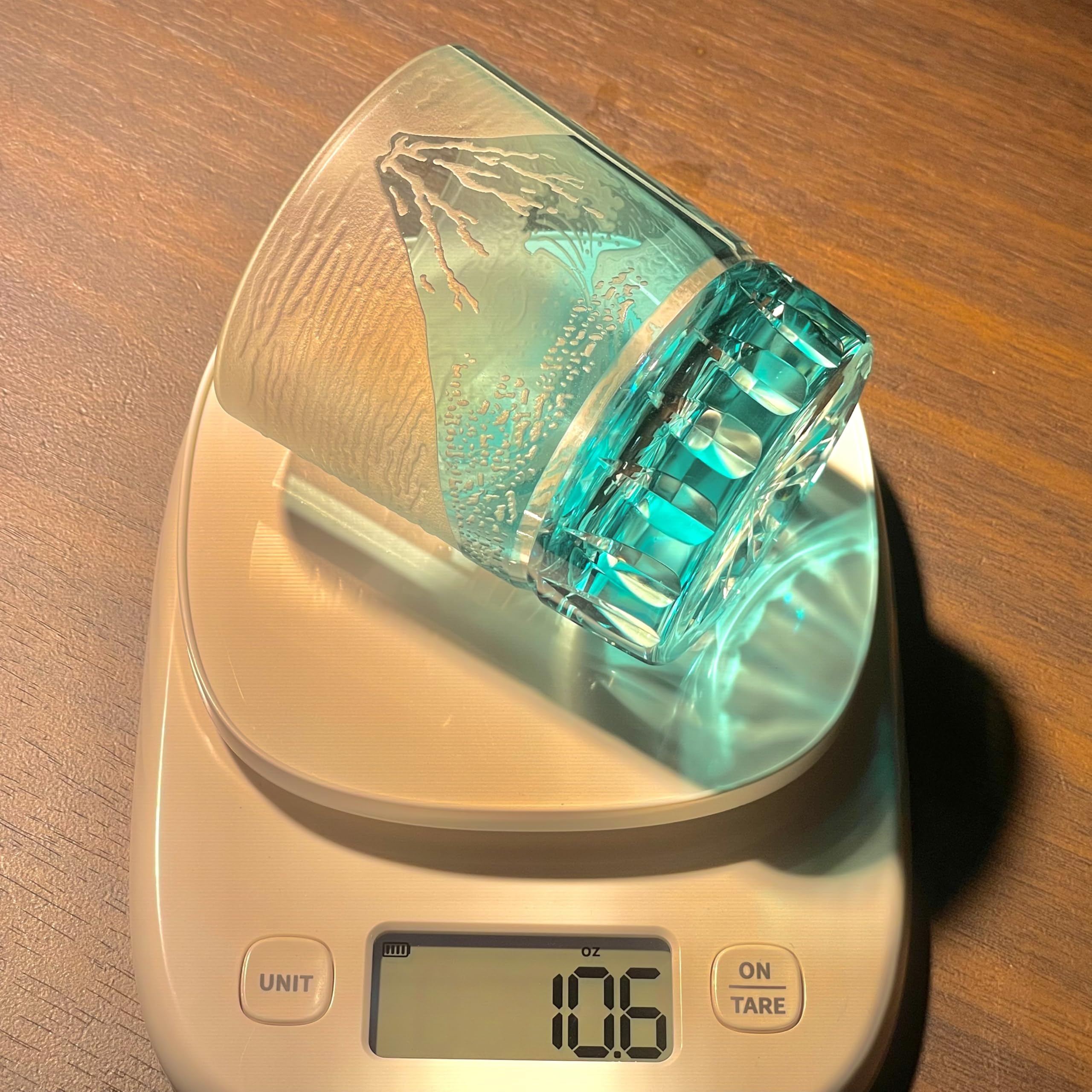 suigetsu Crystal Luxury Whiskey Glass, Mount Fuji Design, Japanese Style Hand Cut Glass Tumblers (turquoise)