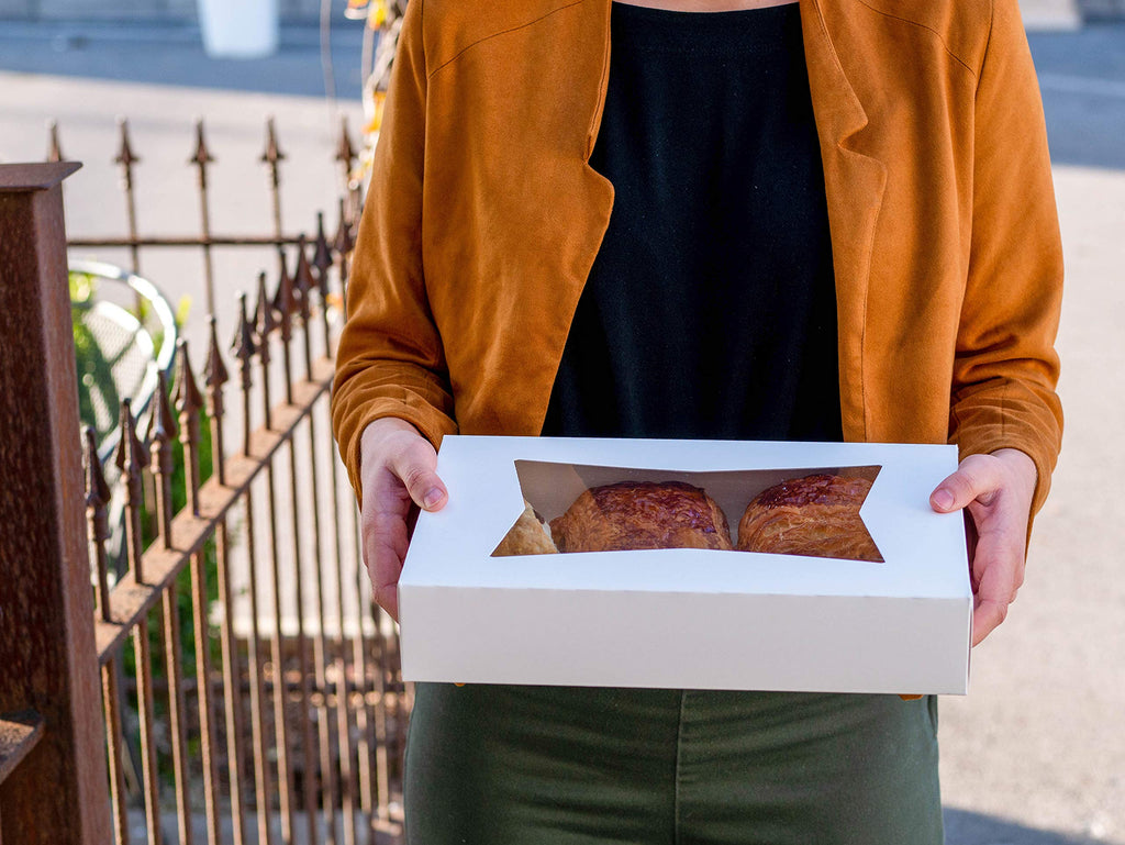 SCT White Window Bakery Boxes with Attached Flip Top, 4-Corner Beers Design, 8 x 8 x 2.5, White, Paper, 200/Carton