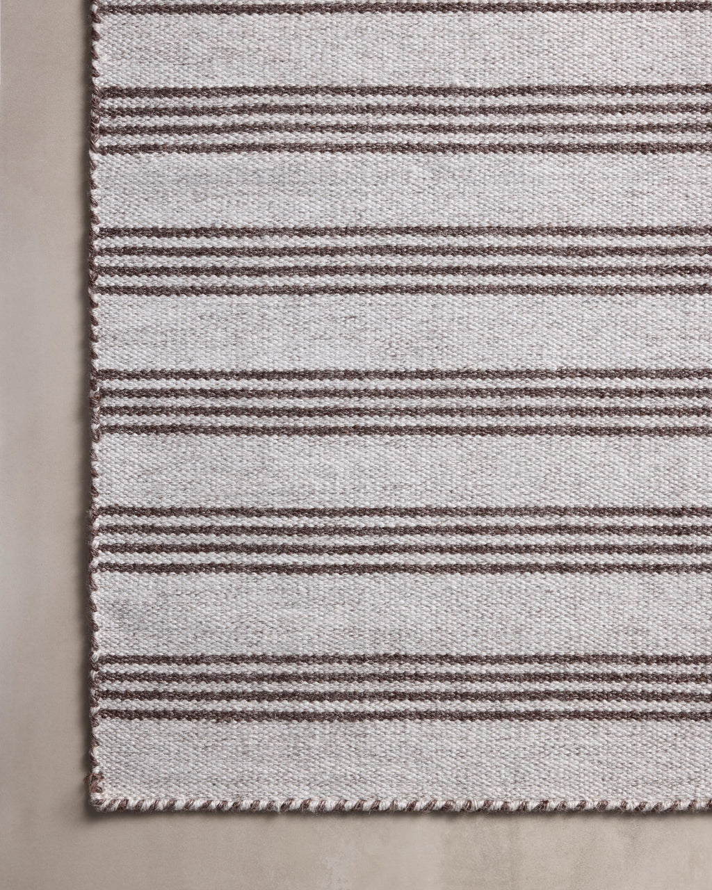 Loloi Magnolia Home by Joanna Gaines Charlie Collection CHE-01 Silver/Bark 2'-3" x 3'-9" Indoor/Outdoor Accent Rug