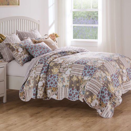 Greenland Home French Country Traditional Patchwork Style Cotton-Rich Quilt Set, 3-Piece Full/Queen, Multi