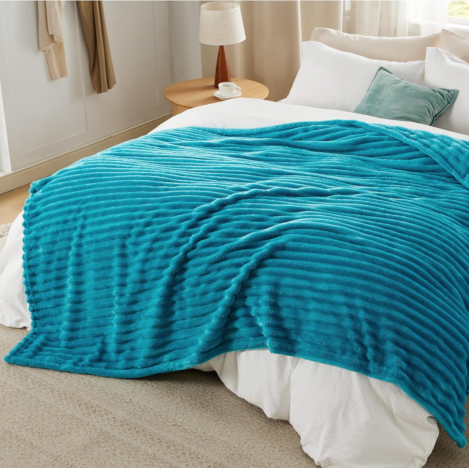 Bedsure GentleSoft Fleece Blanket - Cozy Teal Throw for Couch, Perfect for Women | 108x90 Inches