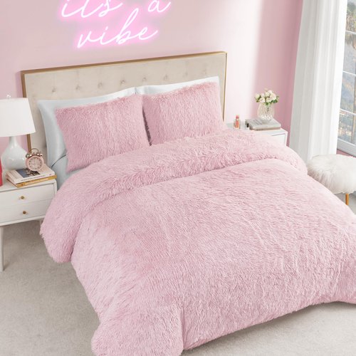 Juicy Couture Shaggy Faux Fur Pink Full/Queen Comforter Set - Soft and Cozy 3-Piece Machine Washable Bedding Comforter and Sham Set