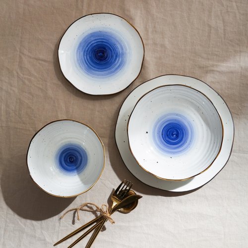 Christian Siriano Luma 16-Piece Dinnerware Set Porcelain, Blue