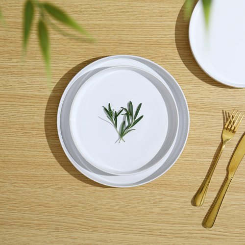 Frewinky Ceramic Dinnerware Sets for 4, Round Reactive Glaze Porcelain Plates and Bowls Sets, Scratch Resistant Modern Dishes Set, Dishwasher & Microwave Safe, Service for 4-White