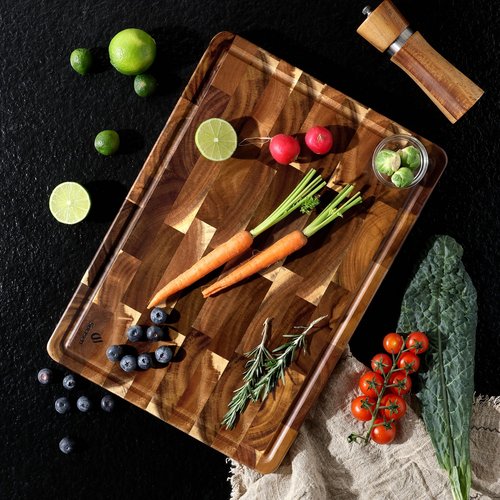 End Grain Cutting Board for Kitchen with Non-slip Feet, Acacia Wood Heavy Duty Checkered Cutting Board Handcrafted Luxury Chopping Board for Cooking and Serving Wooden Butcher Block Non Toxic